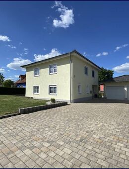 Mediterraner Traum - Einfamilienhaus im Toskanastil! - Sulzbach-Rosenberg