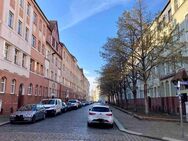 Frisch Sanierte 2 Zimmer Wohnung mit Balkon - Leipzig