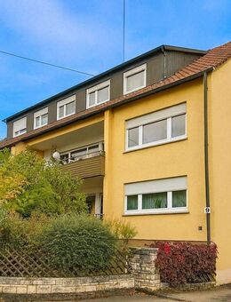 Großzügige, renovierte 3,5-Zimmerwohnung mit großem Südbalkon in bevorzugter Lage - Filderstadt