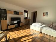 SEHR SCHÖNE, MÖBLIERTE 1-ZIMMER-WOHNUNG - Balkon, Tiefgarage, Aufzug in S-Botnang - 140-25 - Stuttgart