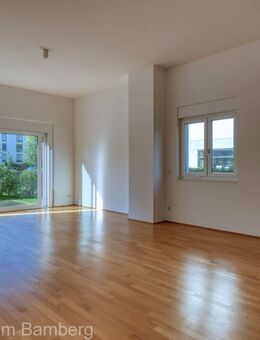 Moderne Erdgeschosswohnung mit sonniger Terrasse, eigenem Grünbereich und komfortablem Aufzug zur TG - Bamberg