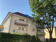 DD-Striesen: vermietete 2-Zimmer DG-Wohnung mit drei kleinen Dachterrassen zu verkaufen - Dresden