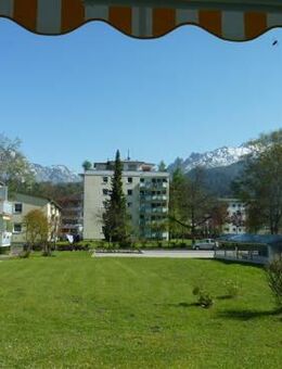 Attraktive, helle 4 Zimmer - Wohnung mit Sauna in ruhiger, sonniger, zentrumsnaher Stadtlage! - Bad Reichenhall