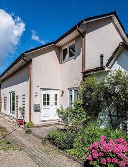 Modernes, großzügiges Architektenhaus zum Wohlfühlen - Ahrensburg