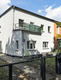 Provisonsfreies Zweifamilienhaus - ideal für Familien, Mehrfamiliennutzung oder Kapitalanleger - Schöneiche (Berlin)