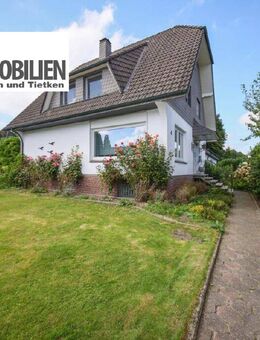 TT bietet an: Großes Einfamilienhaus mit Kaminzimmer, Terrasse und großzügigem Garten in Accum! - Schortens