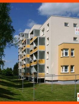 Ruhige, kleine 2-Raum-Wohnung für Single oder Paare! Aufzug // Westbalkon mit Blick ins Grüne! - Gera