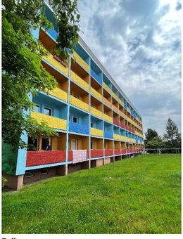 EG-Wohnung - Zugang mit Lift am Balkon - Neukirchen (Erzgebirge)