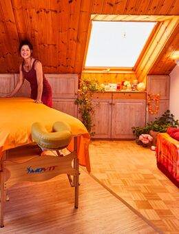 Lomi Lomi Massage 🪷 - Wüstenrot