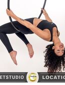 Fotoshooting am Aerial Hoop | Luftring in 93073
