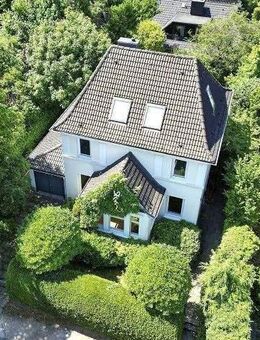 Altbauvilla mit sonnigem Garten in begehrter Lage in Blankenese - Hamburg