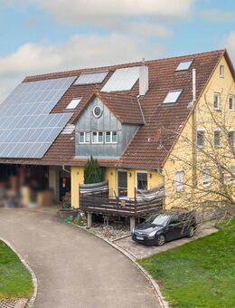 Geräumiges Wohnhaus mit Scheune und großem Grundstück - Crailsheim