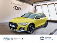 Audi A3, ALLSTREET 35 TFSI S-LINE KOMFORTP PRO NAVIP RÜFA KLIMAP ASSISTP FAHR PARK, Jahr 2022 - Idar-Oberstein