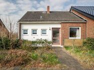 Familienfreundliches Doppelhaus mit viel Potenzial / Garten & Garage / Bremen-Schönebeck - Bremen