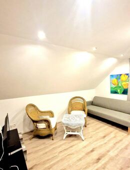 Sehr schöne lichtdurchflutete voll möbilierte Dachgeschoßwohnung - Gaggenau