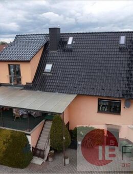 Gepflegtes & geräumiges Wohnhaus für die Familie oder 2 Generationen - Seeblick