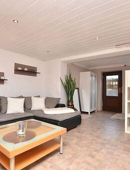 Möblierte 2-Zimmerwohnung in Aschaffenburg/Stockstadt mit Gartenmitbenutzung - Stockstadt (Main)