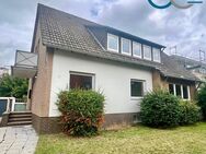 Modernisiertes Zweifamilienhaus in ruhiger Lage im Leintor! / zwei Garagen / Balkon und Garten ! - Nienburg (Weser)