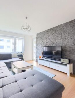 Modernisierte 2-Zimmer-Wohnung mit Stellplatz! - Wernau (Neckar)