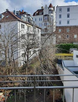 2 Sonnenbalkone inklusive - Helle 2 bis 3 Zimmer Eigentumswohnung in ruhiger Lage - Stuttgart-Mitte. Gut Vermietet! - Stuttgart