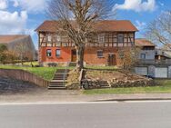 Sanierungsbedürftiges Einfamilienhaus für Handwerker und Fachwerkliebhaber in Ehrenberg - Ehrenberg (Rhön)