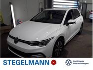 VW Golf, 1.5 TSI VIII Move, Jahr 2024 - Lemgo