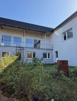 Großes Einfamilienhaus in beliebter Wohnlage mit Fernblick - Niedenstein