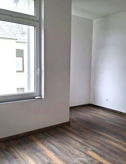 4 ZKDB im 2.OG An der Allee 4 zu vermieten im Jugendstilhaus - Bremerhaven