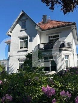 Top Objekt: Traumhafte Jugendstilvilla auch für ein Mehrgenerationshaus - Rellingen