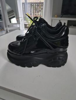 Lack Buffalo Plateau Schuhe Gr. 40 - Panketal