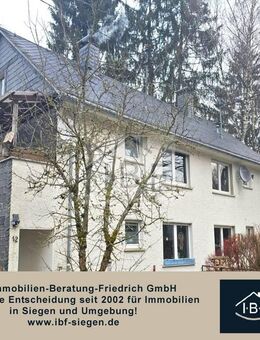 Gepflegte Doppelhaushälfte in ruhiger Lage - langfristig vermietet - Burbach (Nordrhein-Westfalen)