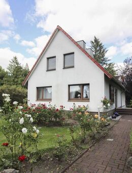 Erholung im Freien: EFH mit Loggia, Terrasse und Garten inkl. Werkstatt in Timmaspe - Timmaspe