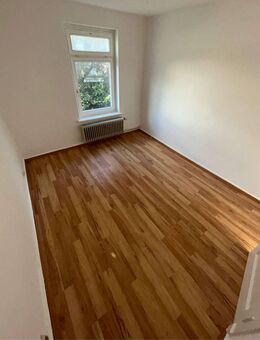 Sanierte 2-Zimmerwohnung in Bahnhofsnähe - Elmshorn