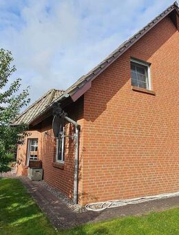 Kaufen einziehen und wohnen! Noch fast neues Einfamilienhaus am Dorfrand! - Butzow