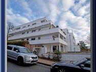 KRONBERG/TS.: 5-Zimmer-Penthaus mit großer Dachterrasse in bester Waldrandlage - Kronberg (Taunus)