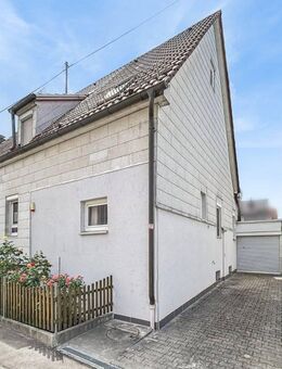 Einfamilienhaus in toller Lage in Esslingen - Berkheim - Esslingen (Neckar)