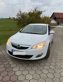 Opel Astra J 1.4 - neuer Tüv in 87437