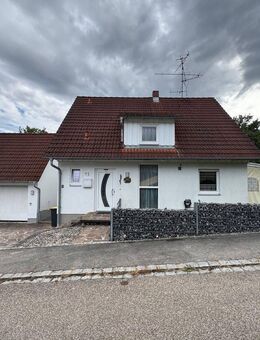 Einfamilienhaus mit Einliegerwohnung in Eurasburg - Eurasburg (Regierungsbezirk Schwaben)