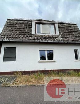 Renovierungsbedürftiges Einfamilienhaus mit großem Grundstück vor den Toren Magdeburgs - Gommern