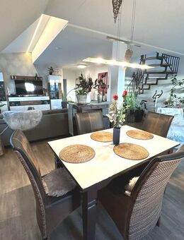 * * * Ideal für Eigennutzer * * * Tolle 4,5-Zimmer-Mais.-ETW mit herrlichem Balkon u. TG-Stellplatz - Mörfelden-Walldorf