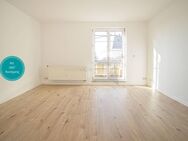 !! Frisch gestrichen !! helle 2 Zimmer-Wohnung mit Tageslichtbad und Balkon in C-Ebersdorf - Chemnitz