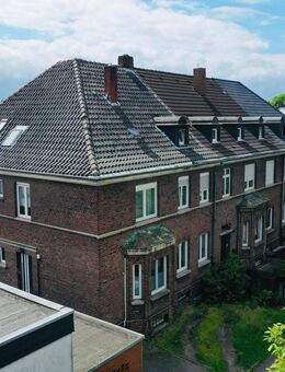 Endreihenhaus im Stil einer Stadtvilla zum Wachküssen in zentraler Lage von Bottrop - Bottrop