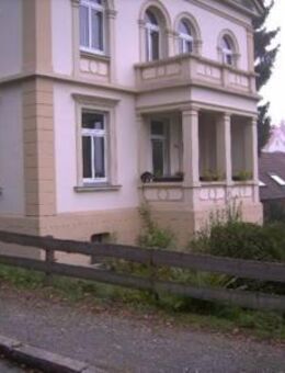 Charmante 3-Zimmer-Dachgeschosswohnung in stilvoller Stadtvilla - Blankenburg (Harz)