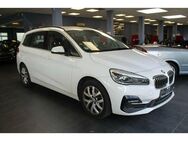 BMW 220 Gran Tourer Aut. Luxury Line - 7-Sitzer - - Euskirchen