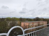Vermietete 2 Zimmer-Penthousewohnung mit EBK. Nähe zum Faber-Castel Schloss - Nürnberg