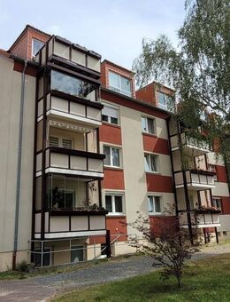 Hübsche 3-Zi-Erdgeschosswohnung mit Balkon, Einbauküche und PKW-Stellplatz in Cossebaude. - Dresden
