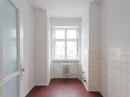 Charmante 1-Zimmer-Wohnung im denkmalgeschützten Altbau der Stalinbauten - Berlin