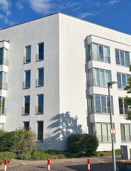 ++ 4,62% IST-Rendite, PKW-Stellplatz! Charmantes Apartment in Leipzig-Probstheida ++ - Leipzig