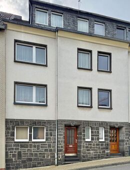 3 Wohnungen, DOPPELGARAGE, Garten, zentrale Lage - Mayen