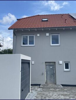 Provisionsfrei! Neubau - energieeffiziente Doppelhaushälfte mit Sonnengrundstück! - Poppenricht